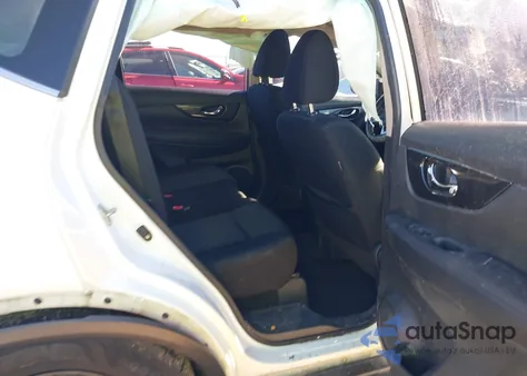 2017 Nissan Rogue S z USA, uszkodzony, nr VIN KNMAT2MT2HP513359